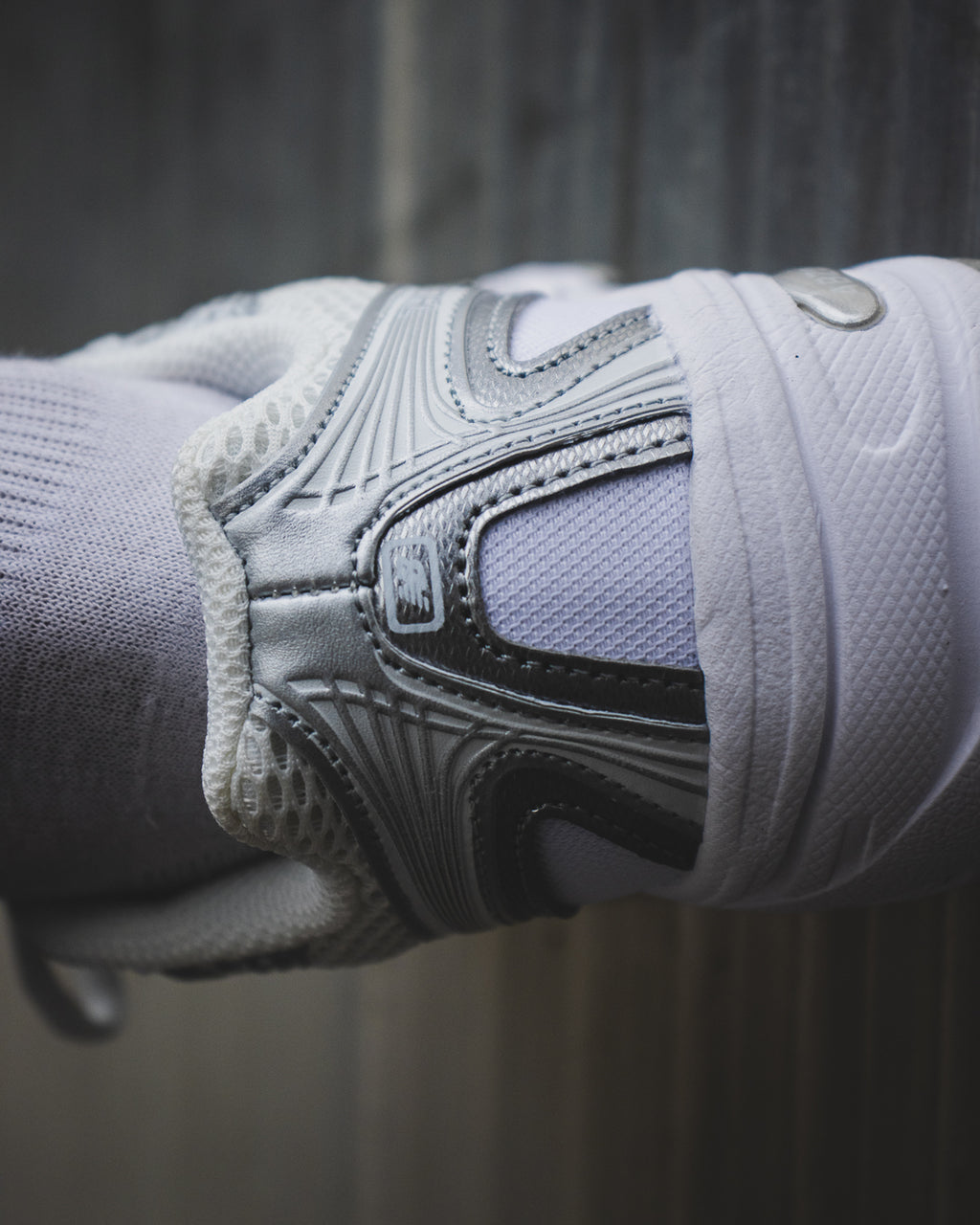 New Balance 740 “White/Silver Metallic”