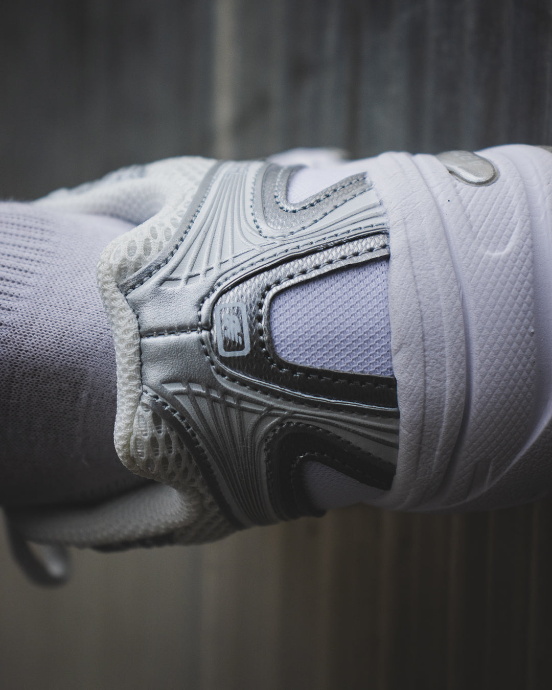 New Balance 740 “White/Silver Metallic”