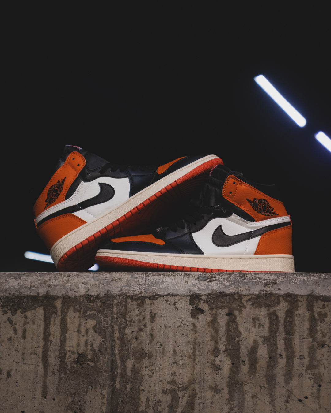 Air Jordan 1 Retro High OG "Shattered Backboard"