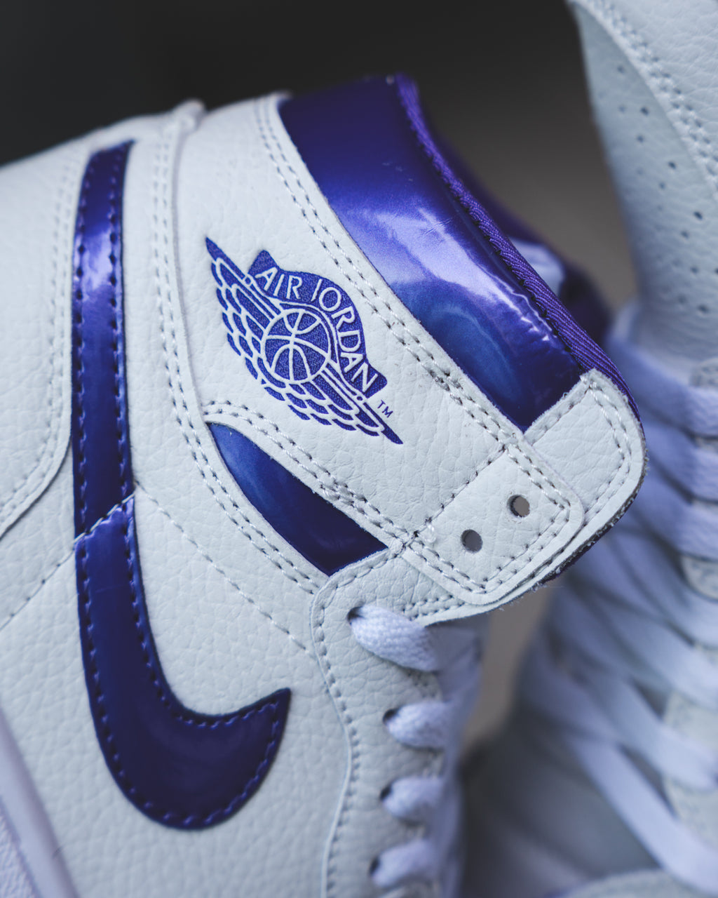 Air Jordan 1 Retro High OG "Court Purple"