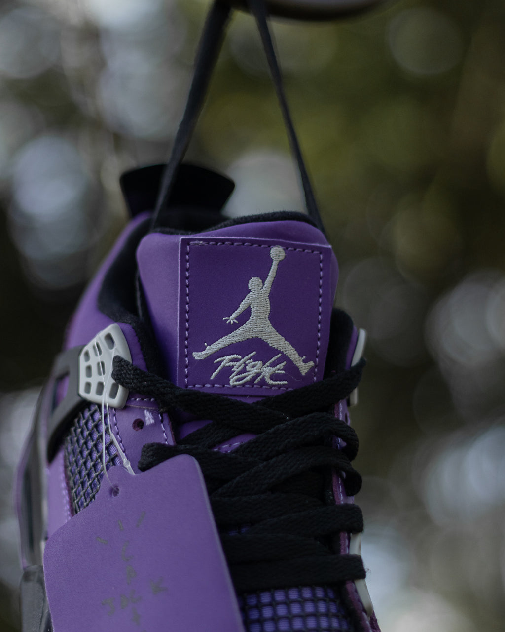 Nike Air Jordan 4 Retro x Travis Scott "Purple Suede"