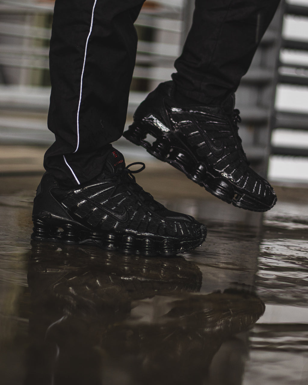 Nike Shox TL "Triple Black".