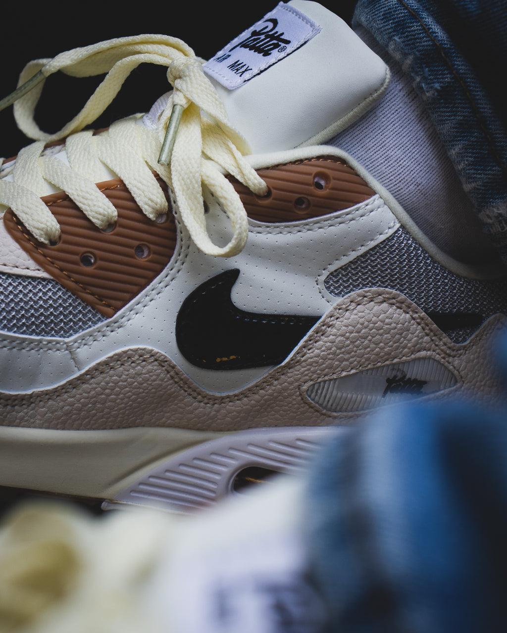 Nike Air Max 90 x Patta "Home Away From Home"
