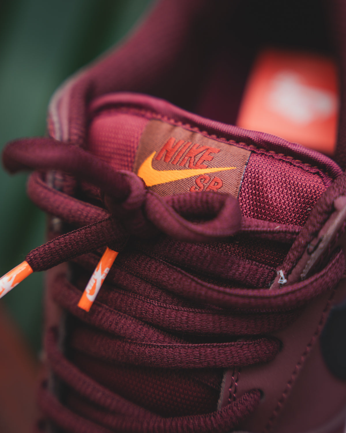 Nike SB Dunk Low Pro "Burgundy Crush"