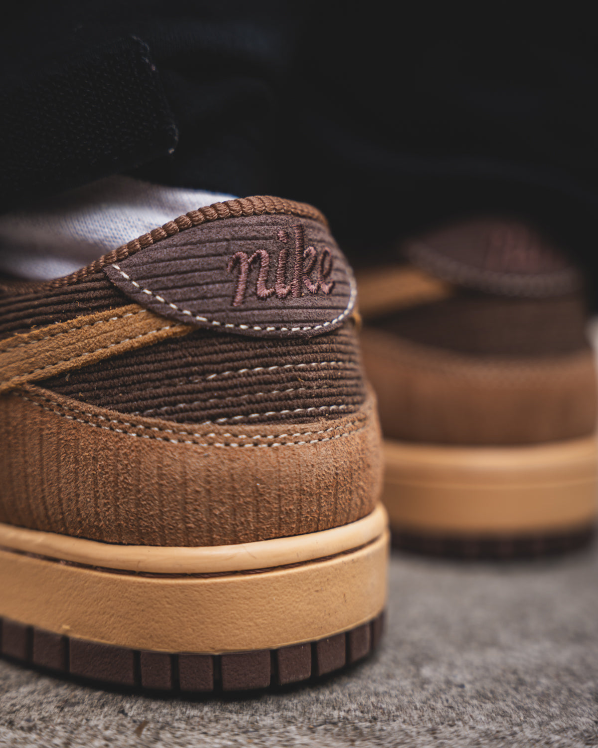 Nike Dunk Low Retro Premium "Corduroy"
