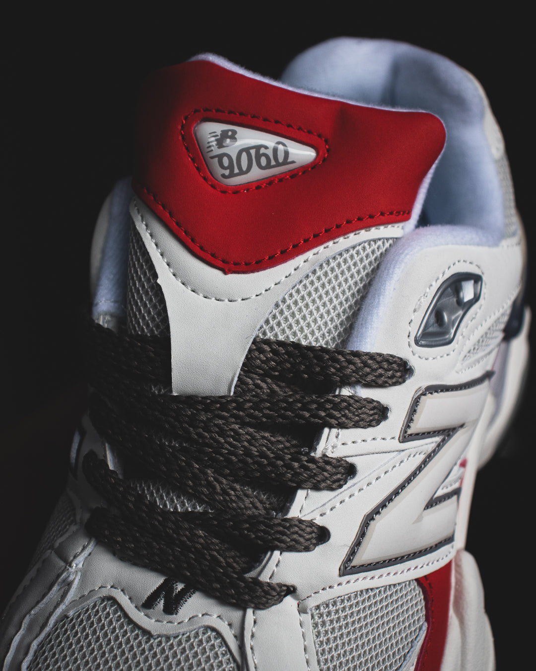 New Balance 9060 White/Red