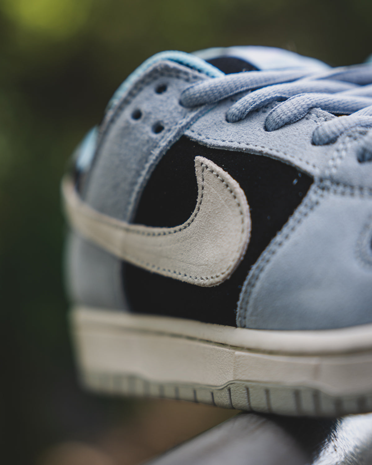 Nike SB Dunk Low "Aluminum"