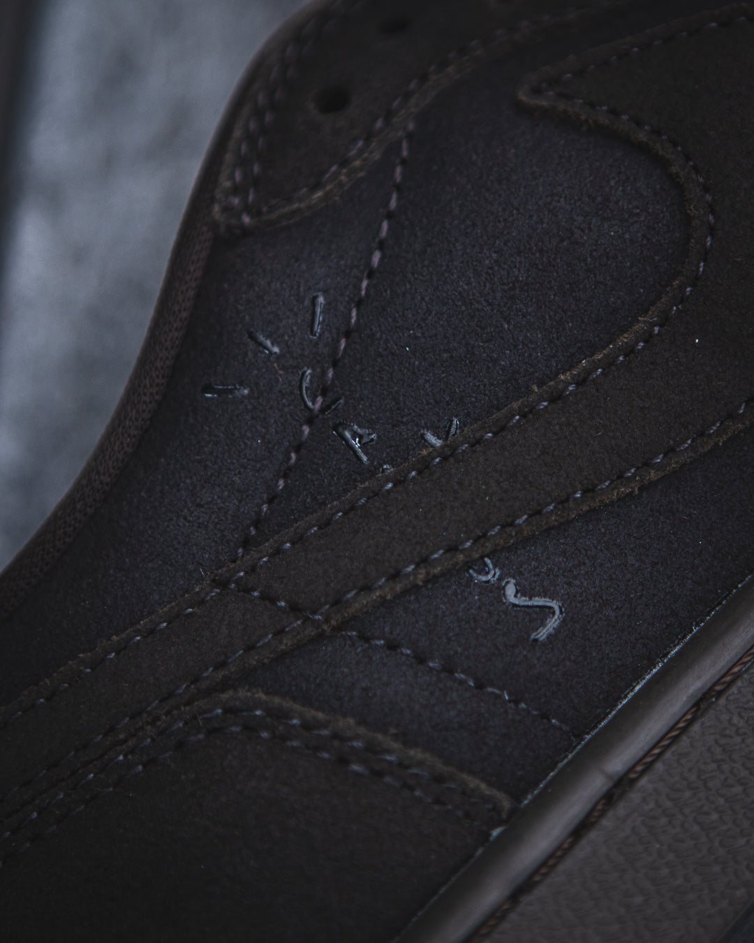 Nike Air Jordan 1 Retro Low OG SP Travis Scott "Velvet Brown"