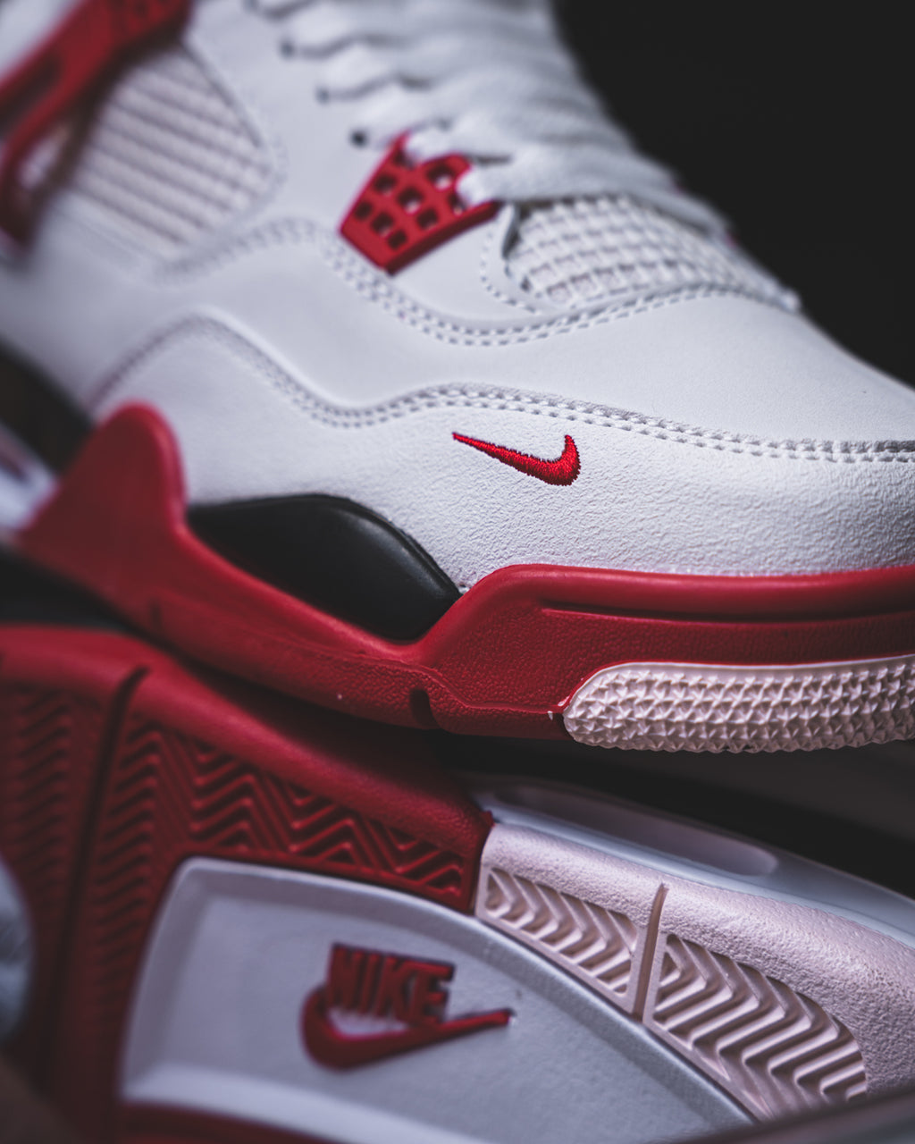 Air Jordan 4 Retro "Fire Red"