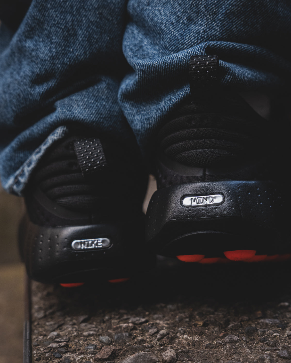 Nike Mind 002  "Black/Hyper Crimson"
