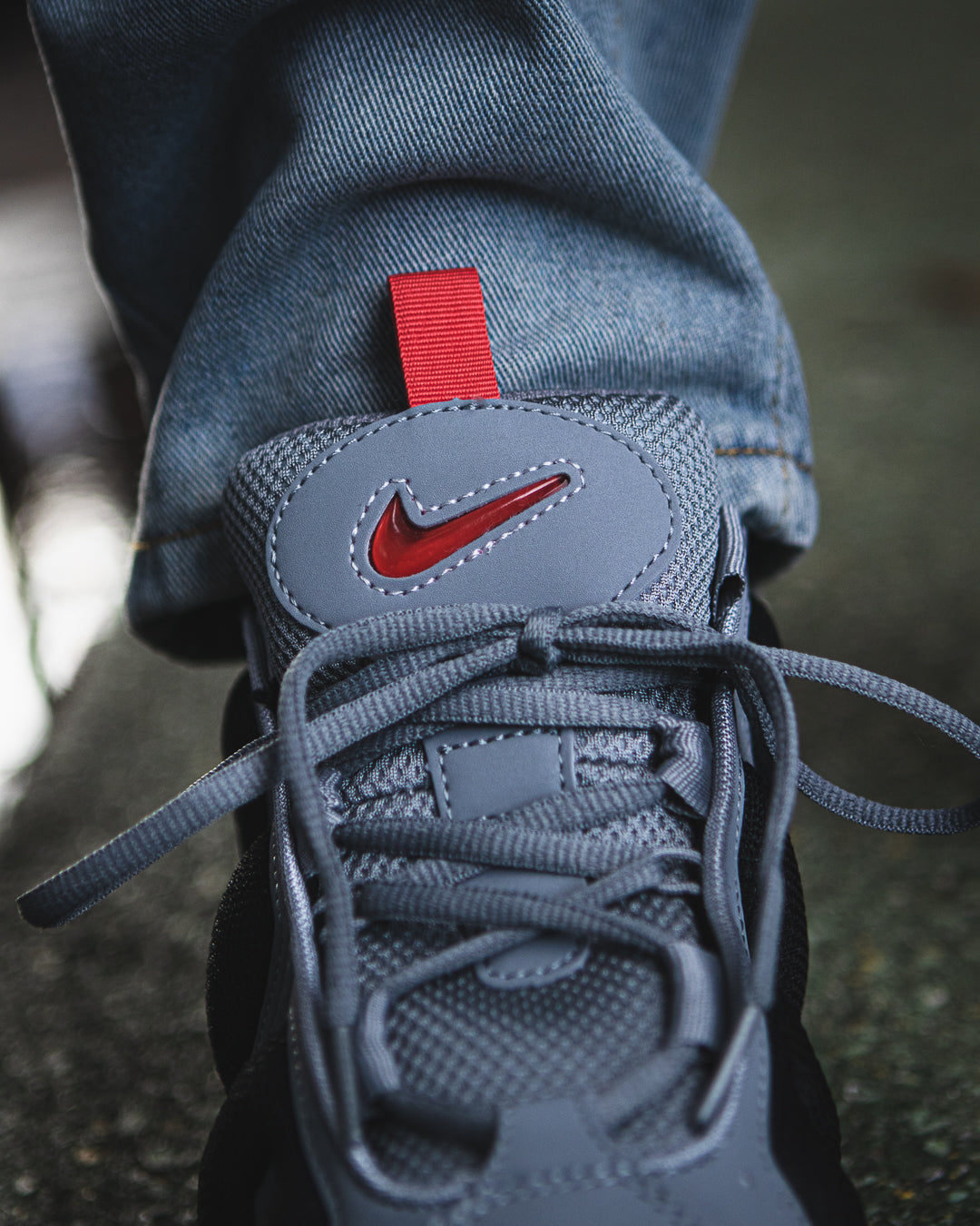 Nike Air More Uptempo Low “Dark Grey/Metallic Silver/Light Crimson”